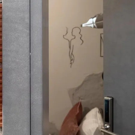 Kk75corner Antico Thessaloniki