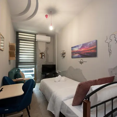 Kk75corner Antico Thessaloniki