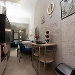 Kk75corner Antico * Thessaloniki